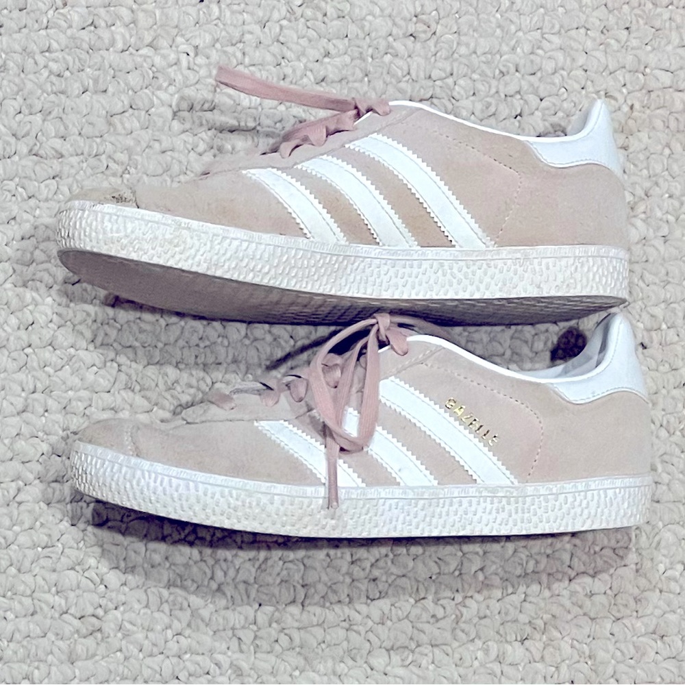 adidas Gazelle Kids Sneakers in Blush Pink and White